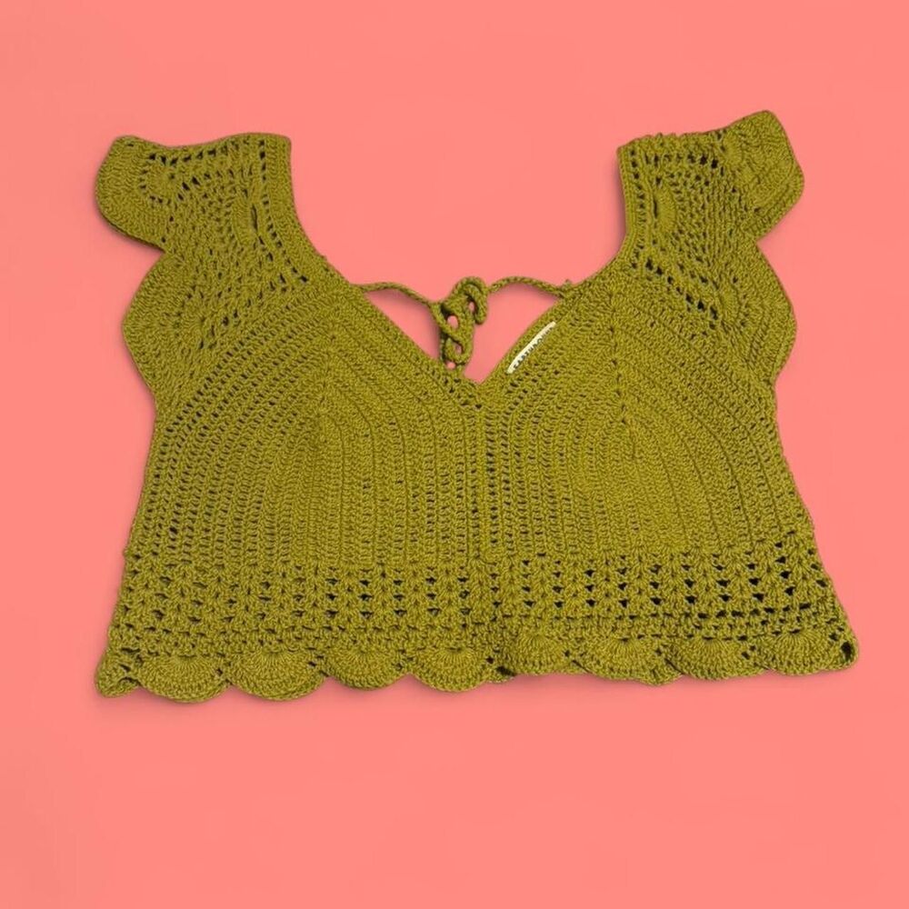 Earthbound Trading Company Green cap sleeve tie back Crocheted Crop top sz S